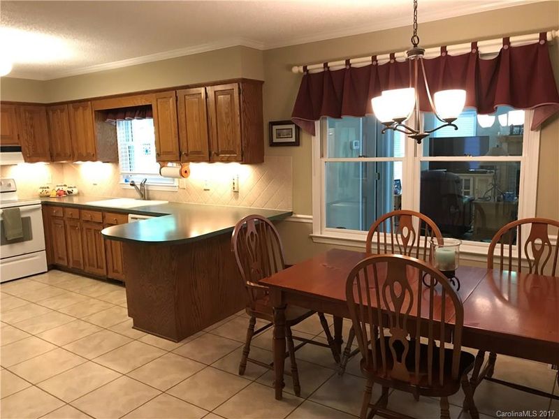 177 Dogwood Forest Loop, Harmony, NC 28634