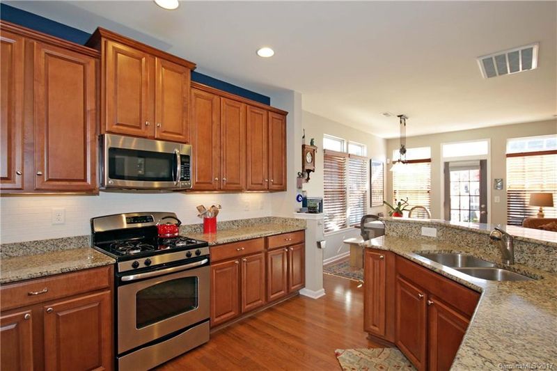 21530 Old Canal St, Cornelius, NC 28031