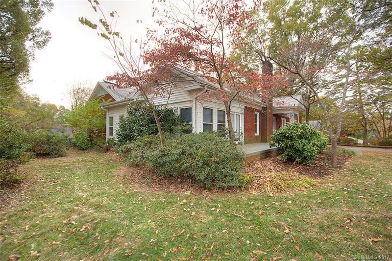 411 W Sunset Dr, Monroe, NC 28112