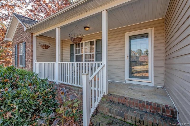 1002 Groves St, Kings Mountain, NC 28086
