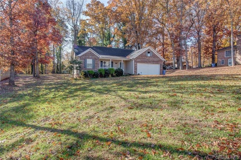1002 Groves St, Kings Mountain, NC 28086