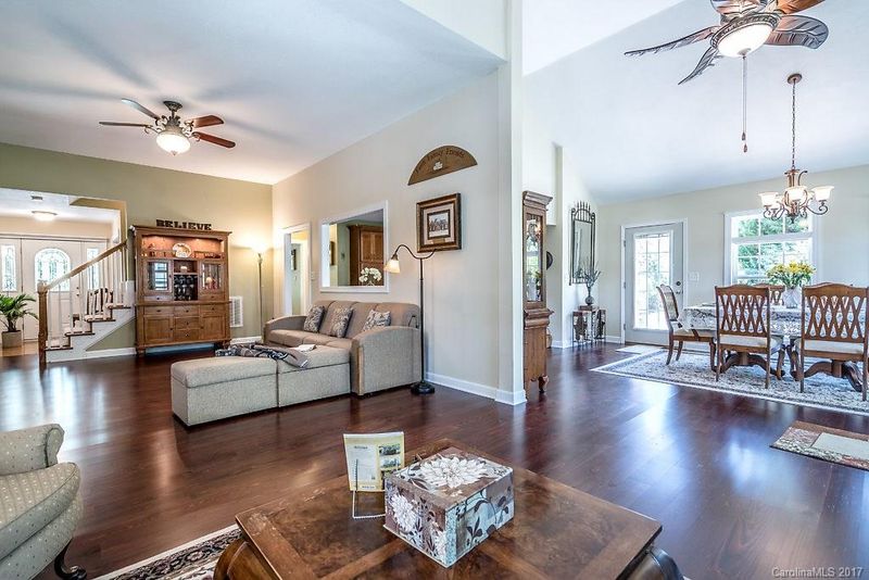 733 Upper Spencer Mountain Rd, Stanley, NC 28164