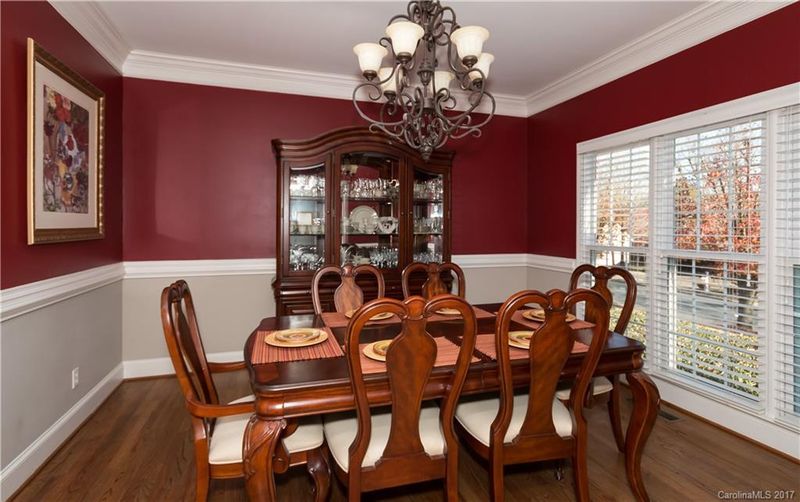 2757 Lamplighter Dr, Kannapolis, NC 28081
