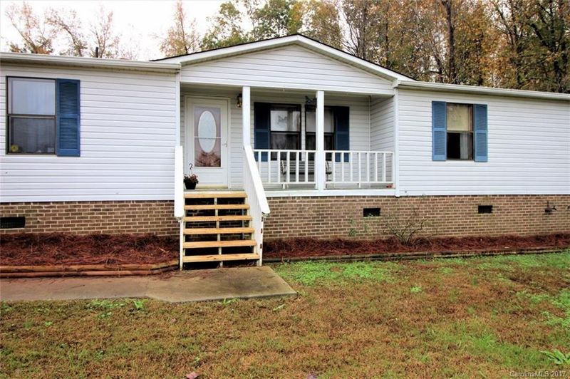 479 Declaration Pl, Clover, SC 29710