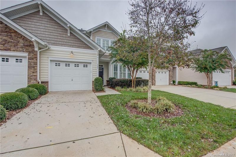 508 Park View Dr #276, Belmont, NC 28012