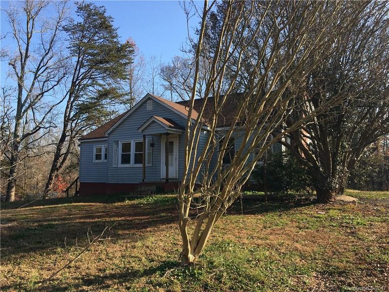 2060 Mauney Rd, Bessemer City, NC 28016