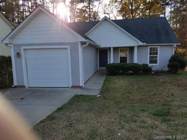 801 Raindrops Rd, Gastonia, NC 28054