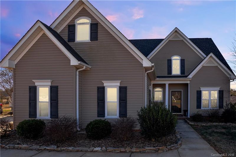 100 Hunters Trace Dr, Monroe, NC 28110