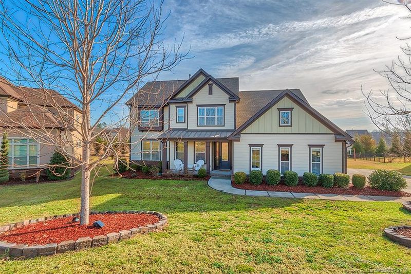7400 Spice Bush Ct, Waxhaw, NC 28173