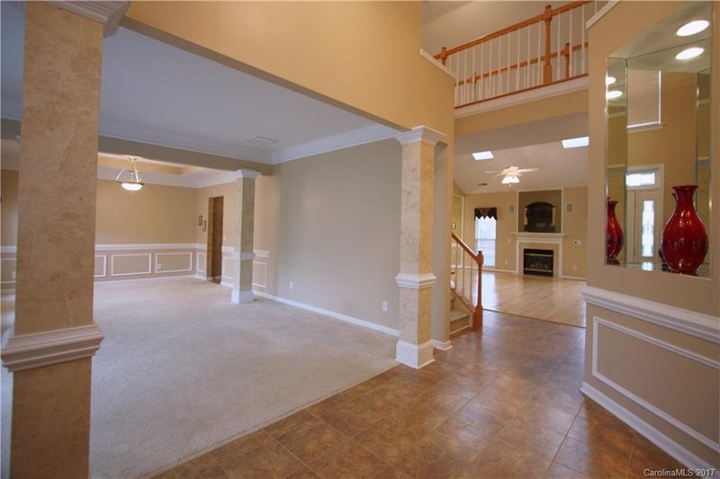 6103 Lowergate Dr, Waxhaw, NC 28173