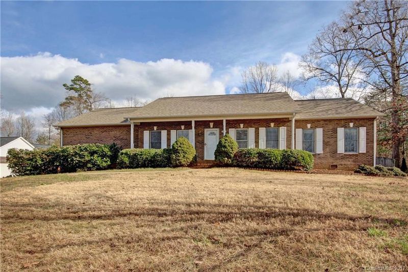 2634 Andrew Point Dr, Denver, NC 28037