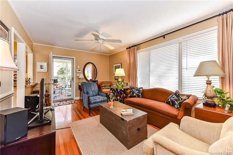 3025 Simpson Dr, Charlotte, NC 28205