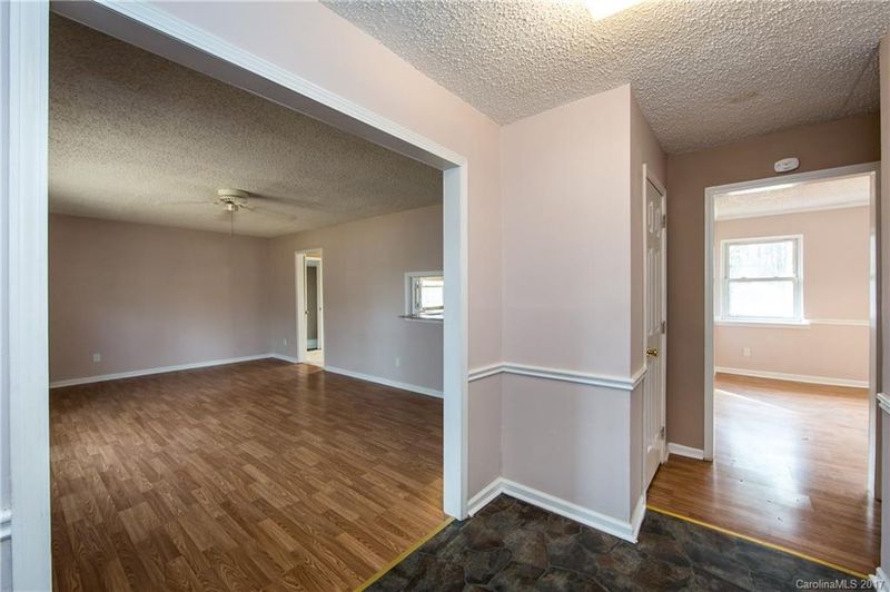12000 Idlewild Rd, Matthews, NC 28105