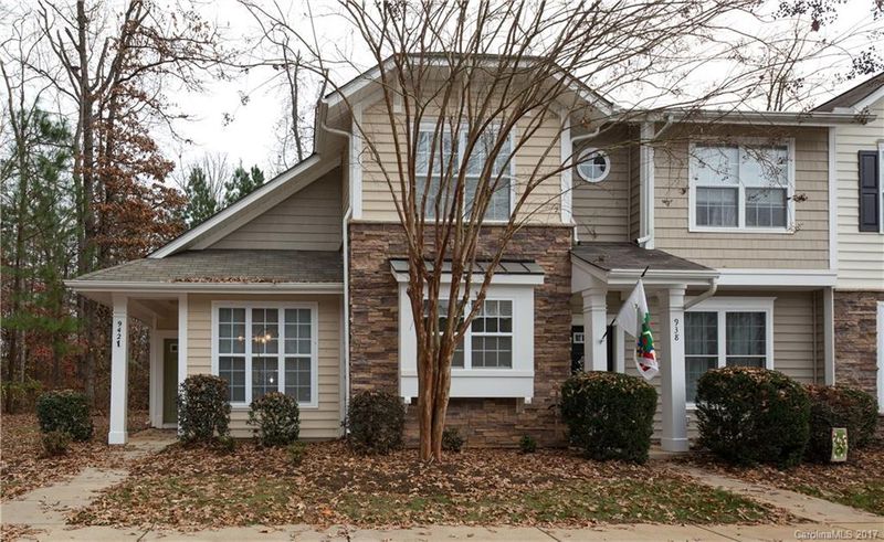 942 Coffee Tree Ln, Rock Hill, SC 29732
