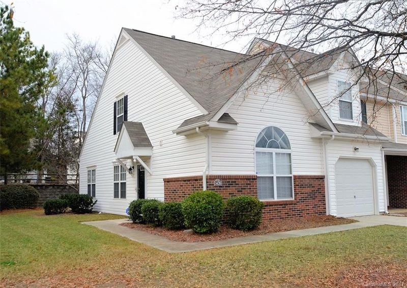 1420 Walnut Hill Dr, Rock Hill, SC 29732