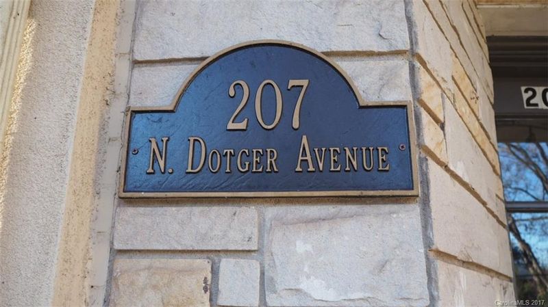 207 N Dotger Ave #C-15, Charlotte, NC 28207