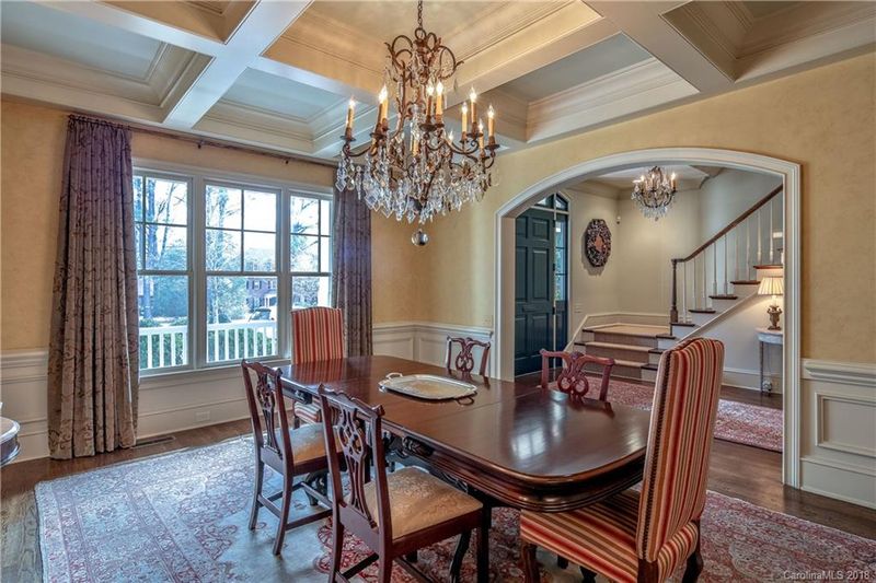 2000 Harris Rd, Charlotte, NC 28211
