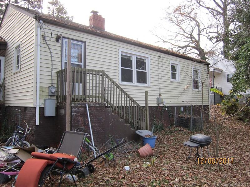 1328 Remount Rd, Charlotte, NC 28208