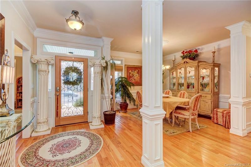 7213 Berkshire Ct, Denver, NC 28037