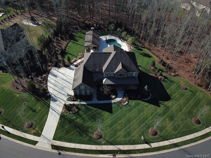 1218 Bromley Dr, Matthews, NC 28104