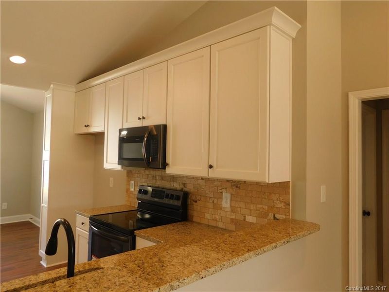 1307 Brantley Rd, Kannapolis, NC 28083