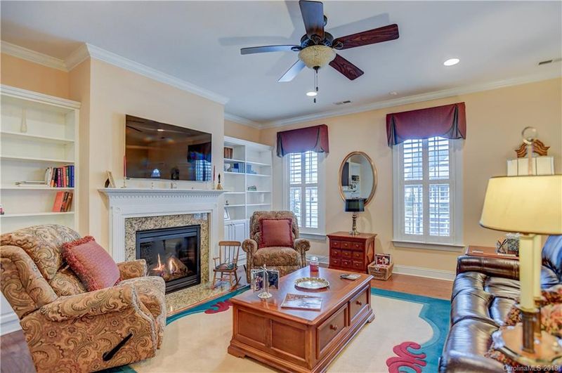 18114 Ebenezer Dr #202, Cornelius, NC 28031