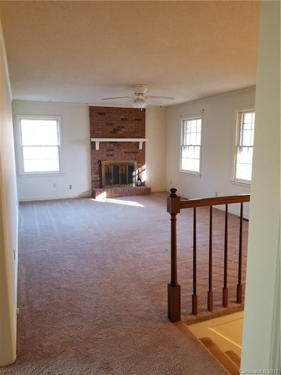 1898 Knox Rd, Clover, SC 29710