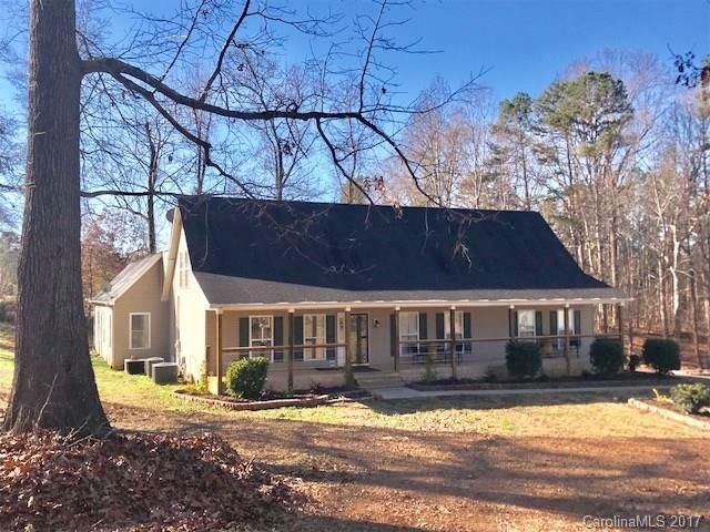 40 Famous Dr, Concord, NC 28025
