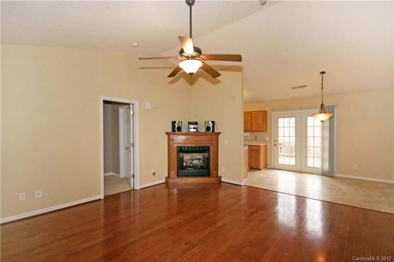 104 Stately Pines Dr, Troutman, NC 28166