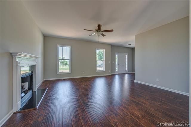 2077 South Point Rd, Belmont, NC 28012