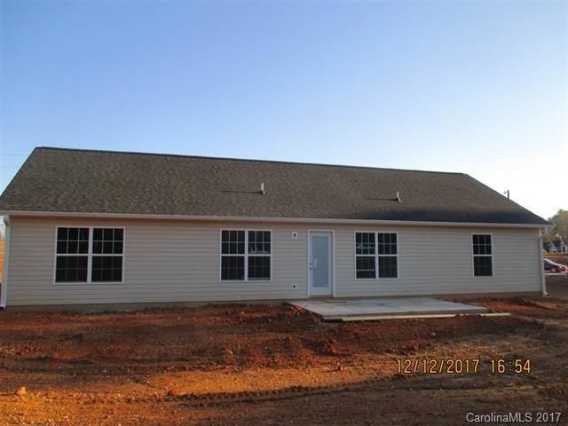 3224 Silver Fox Cir, Lancaster, SC 29720