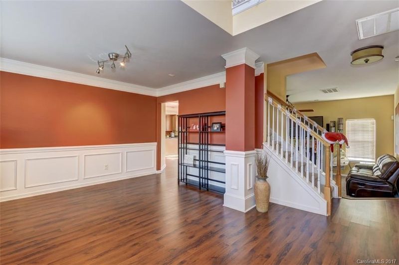 712 Anna Jordan Dr, Charlotte, NC 28213