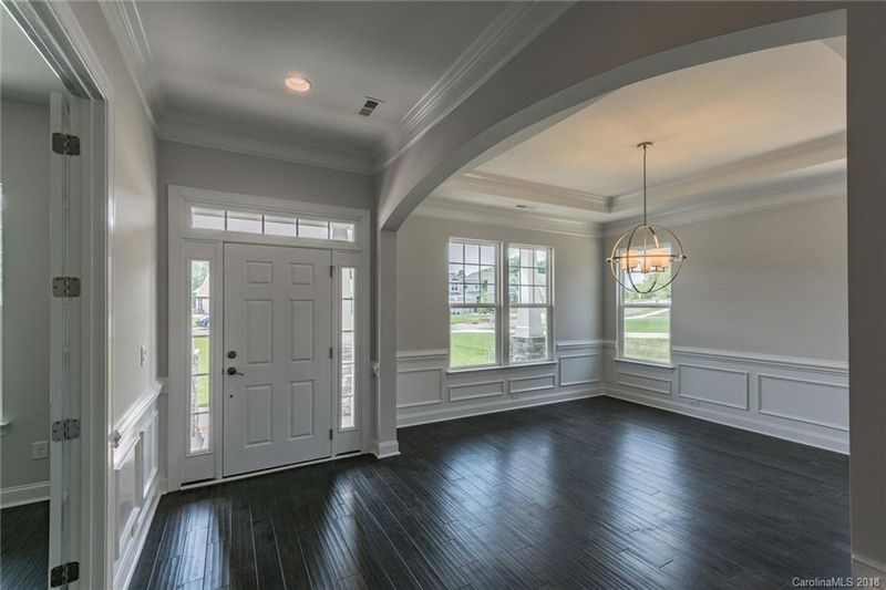 8321 Lake Harmony Dr, Matthews, NC 28105