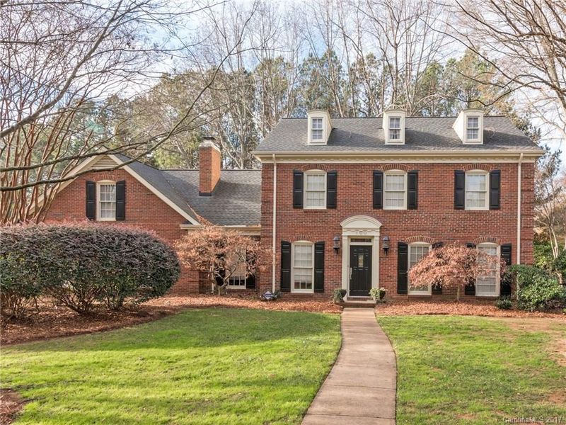 100 Linville Dr, Matthews, NC 28105