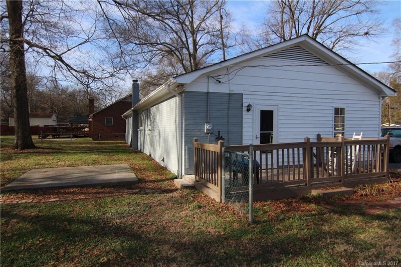 408 Parallel Dr #17, Harrisburg, NC 28075