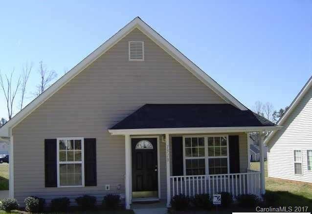 1518 Capps Hill Mine Rd, Charlotte, NC 28216