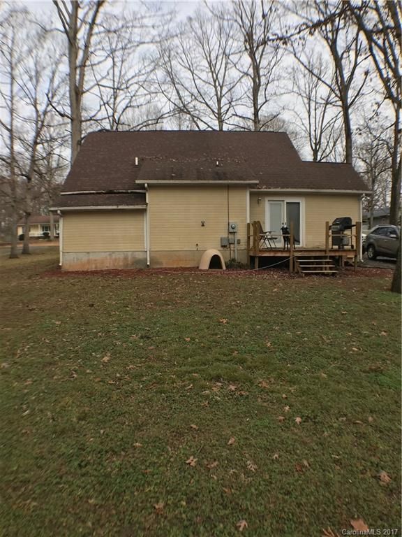113 Forest Oaks Dr, Harmony, NC 28634