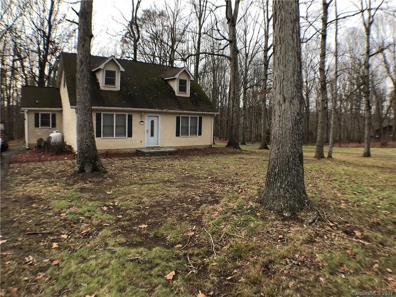 113 Forest Oaks Dr, Harmony, NC 28634