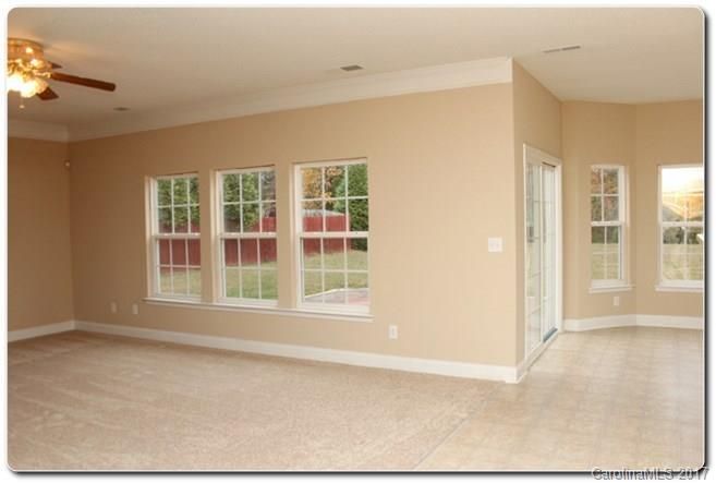 8929 Driftwood Commons Ct, Mint Hill, NC 28227