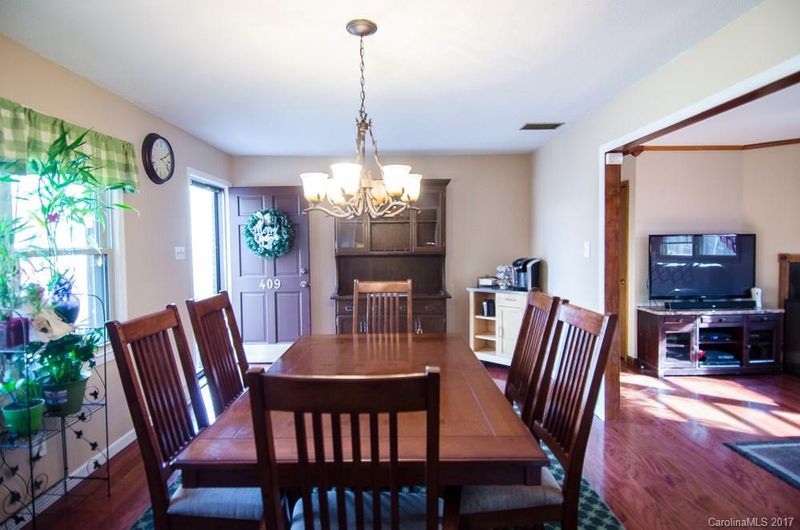 409 Hollice Pl, Matthews, NC 28104
