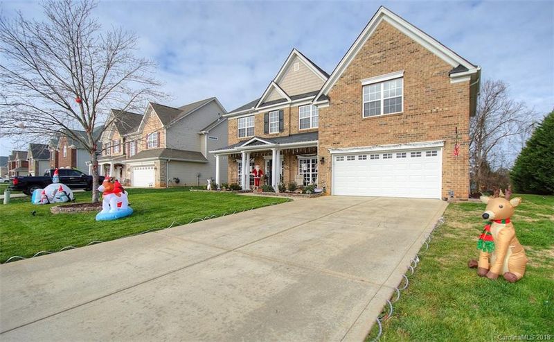 1014 Spanish Moss Rd, Indian Trail, NC 28079