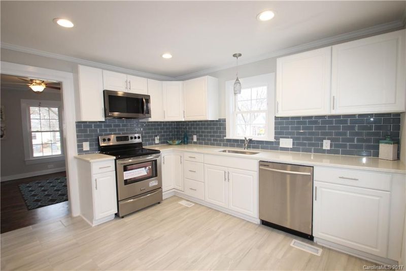 1202 Laura Ave, Kannapolis, NC 28083