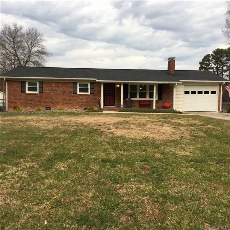 2449 Brookwood Rd, Lincolnton, NC 28092