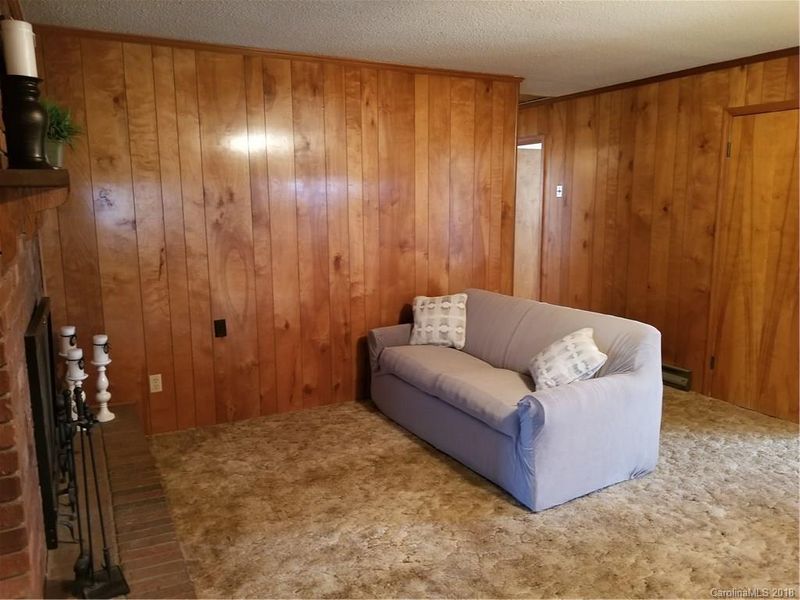 270 Clearview Rd, Statesville, NC 28625