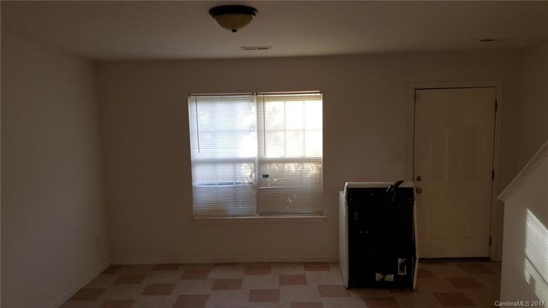 2525 Beachmont Ave, Charlotte, NC 28208
