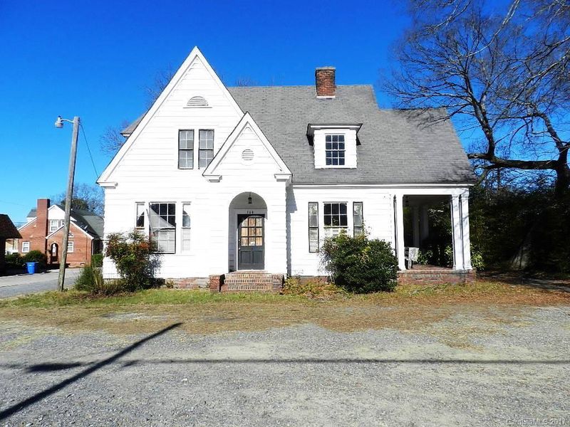 308 W Dunlap St, Lancaster, SC 29720