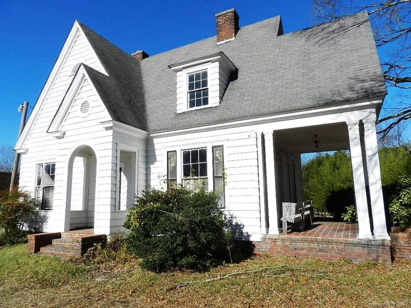 308 W Dunlap St, Lancaster, SC 29720