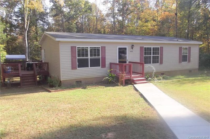 5422 Goodplace Dr, Catawba, SC 29704