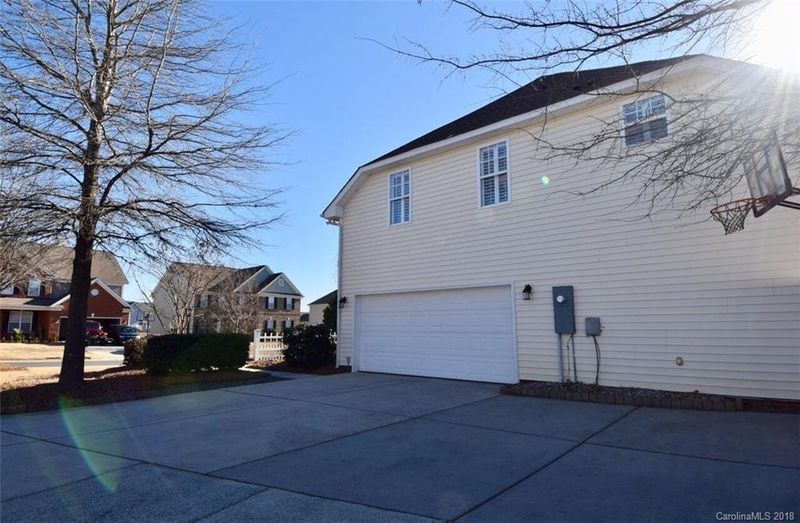 1017 Apogee Dr #58, Indian Trail, NC 28079