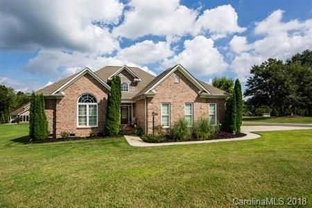 2000 Lee Ellen Ct, Stanley, NC 28164